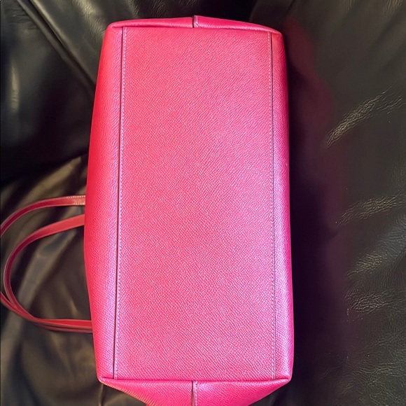 Coach Pink Berry Leather Tote with Gold Emblem - Picture 5 of 12